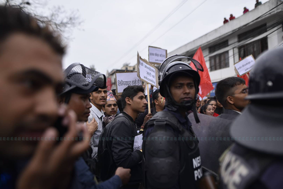 https://raracms.setopati.com/uploads/shares/2019/01/sujita/raally/rally (1).jpg